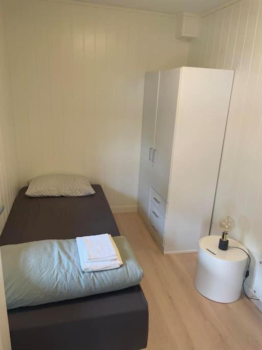 Hel Utleieleilighet I Harstad Apartamento Exterior foto